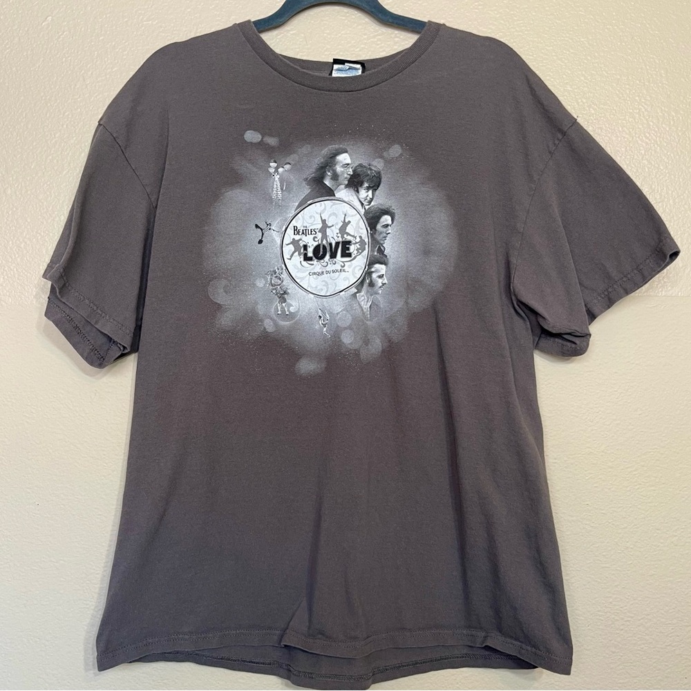 The Beatles LOVE Cirque du Soleil Gray Graphic T-Shirt XL
